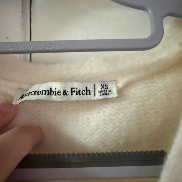 Abercrombie & Fitch Cream Cardigan with Tie Front - Picture 3 of 5